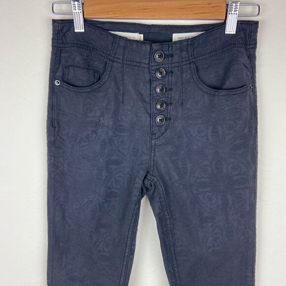 Anthropologie Pilcro Flower-Embroidered High-Rise Skinny Jeans - Washed Black - Picture 4 of 8